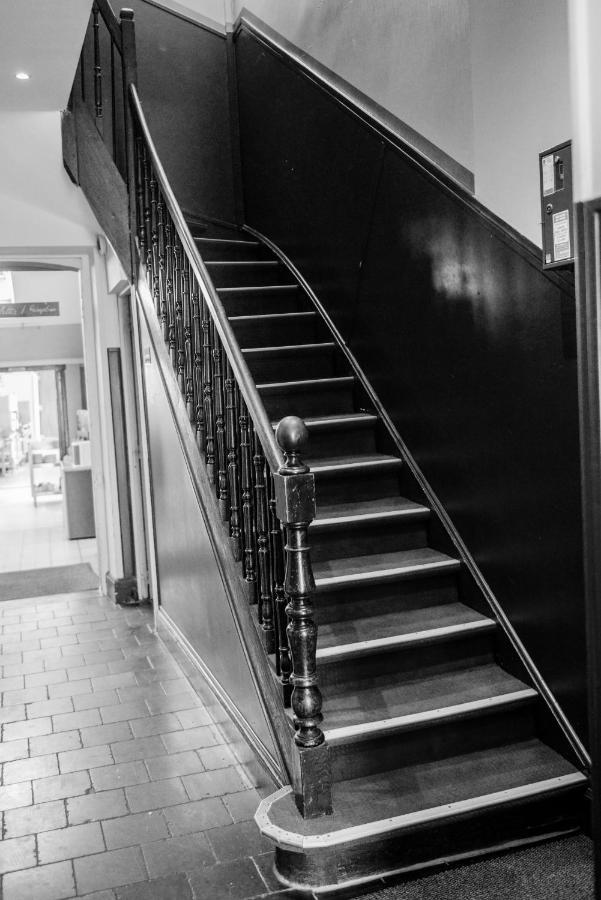 Logis Le Saint Hubert Hotel Haybes Екстериор снимка